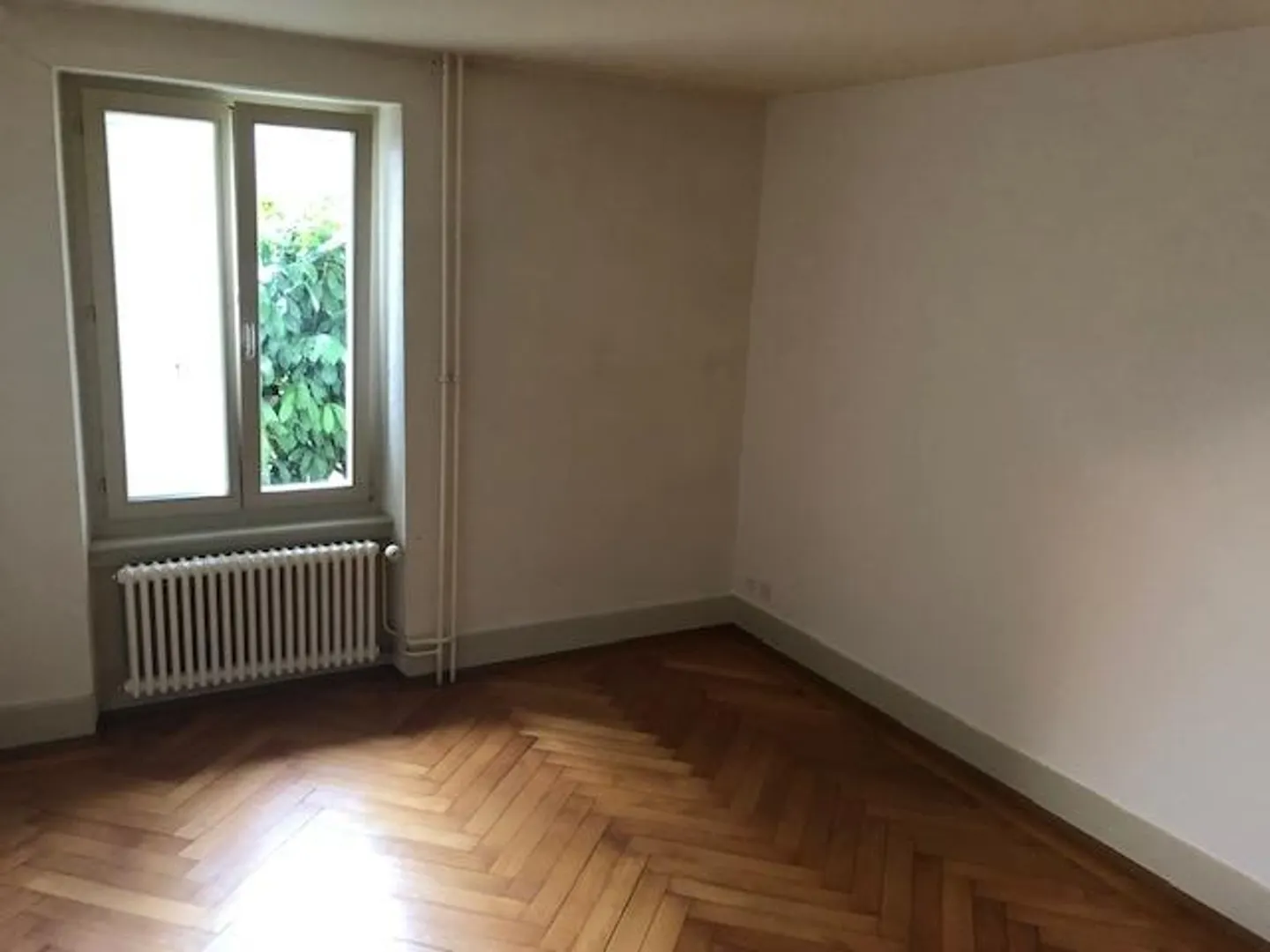 Charming 3.5-room apartment on the ground floor - Photo 3 of 3