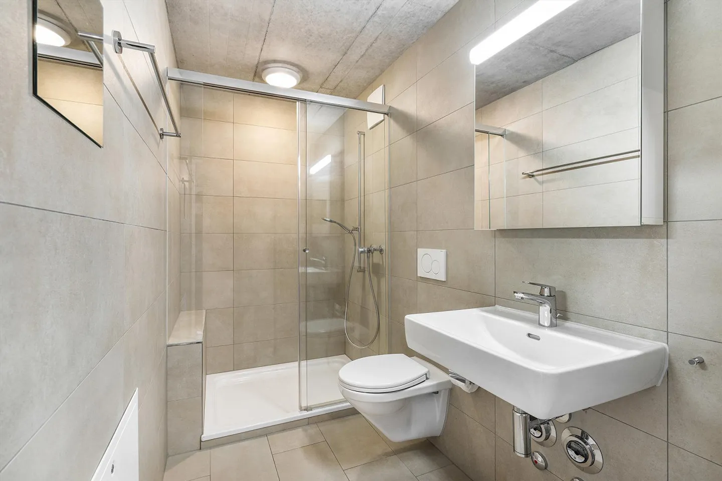 3.5 ZWG - Gartenwohnung mit Sitzplatz - Foto 7 von 18