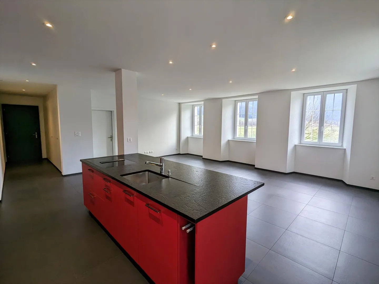 Appartement à vendre - Photo 2 sur 5