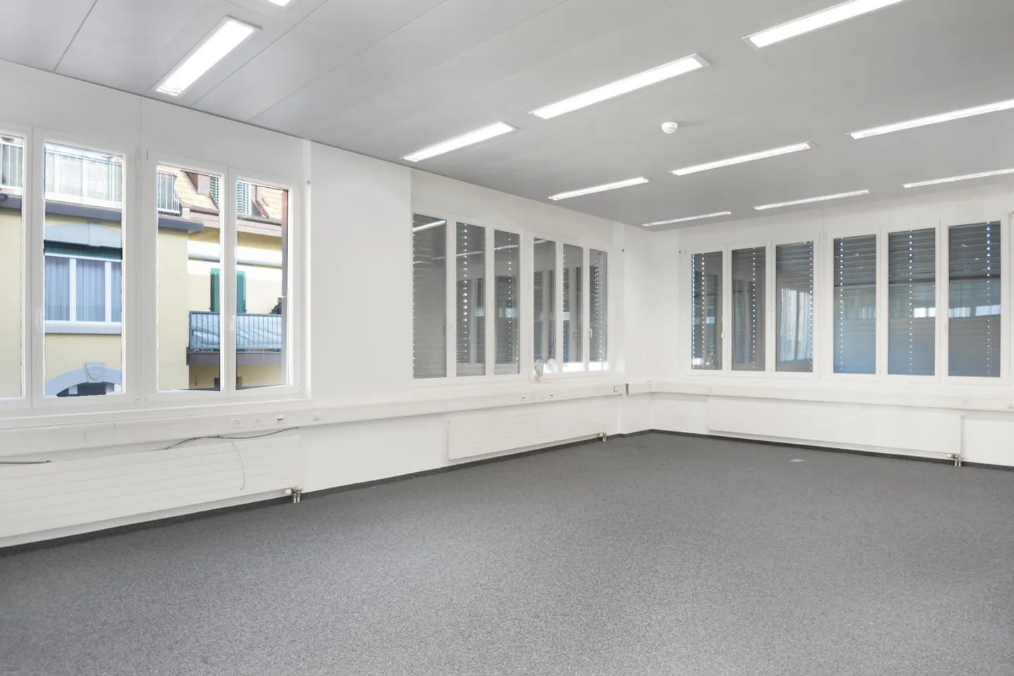 Büro/Werkstatt 378 m2 - Nähe Autobahn und Verkehrsmittel - Photo 7 sur 17