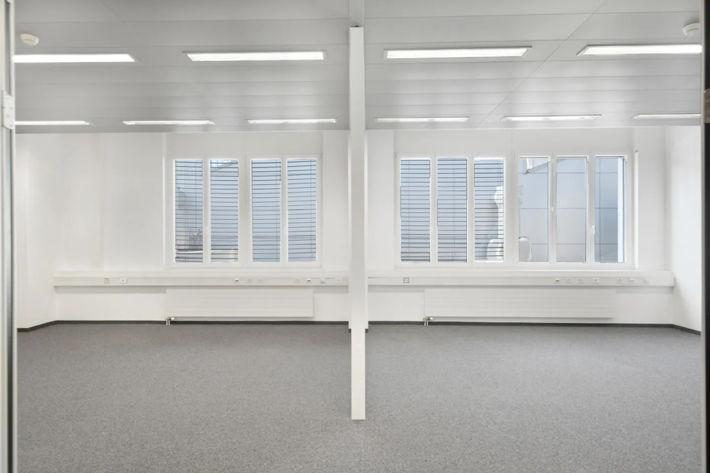 Büro/Werkstatt 378 m2 - Nähe Autobahn und Verkehrsmittel - Photo 13 sur 17