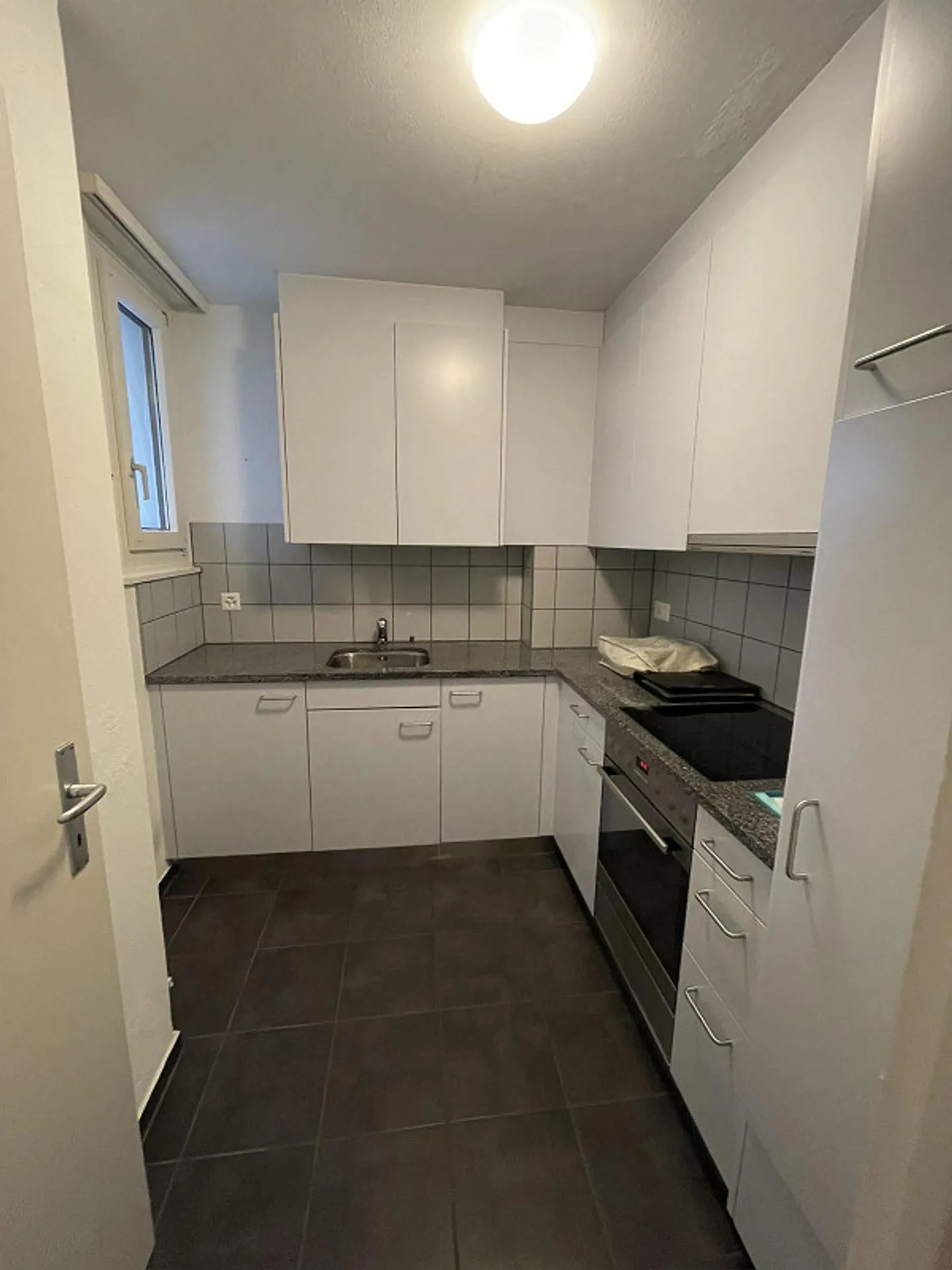 Appartamento duplex di 6 stanze nel cuore di Zollikofen - Foto 2 di 12