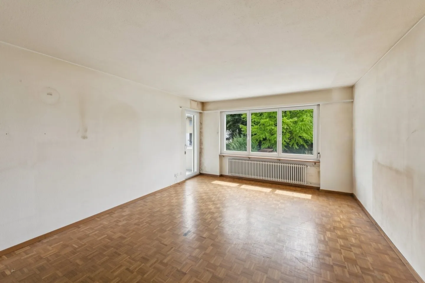 Charmante Wohnung mit Potenzial - Foto 2 von 6