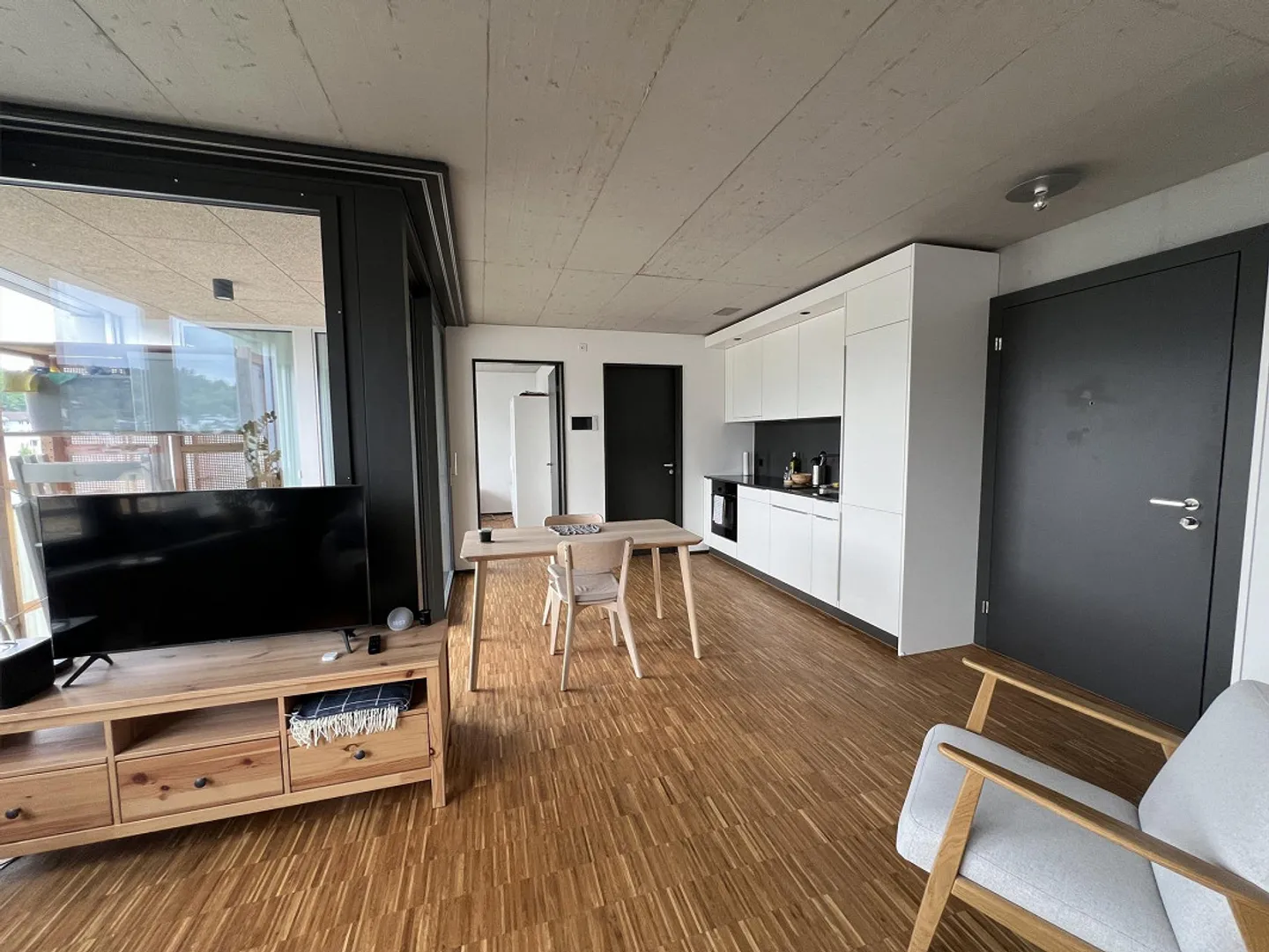 Modernes Apartment mit Pilatusblick - Foto 7 von 8