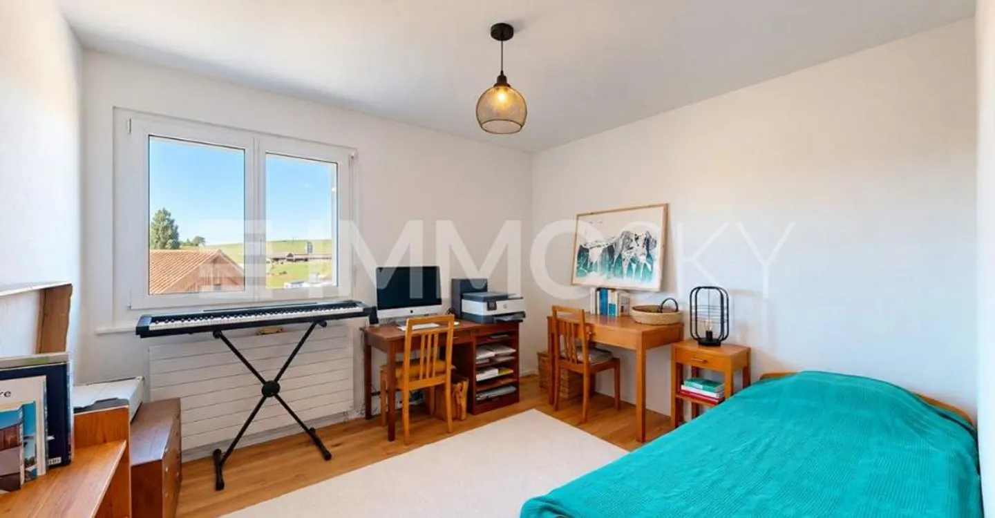 Appartement de 3.5 pièces rénové ! - Foto 4 von 5