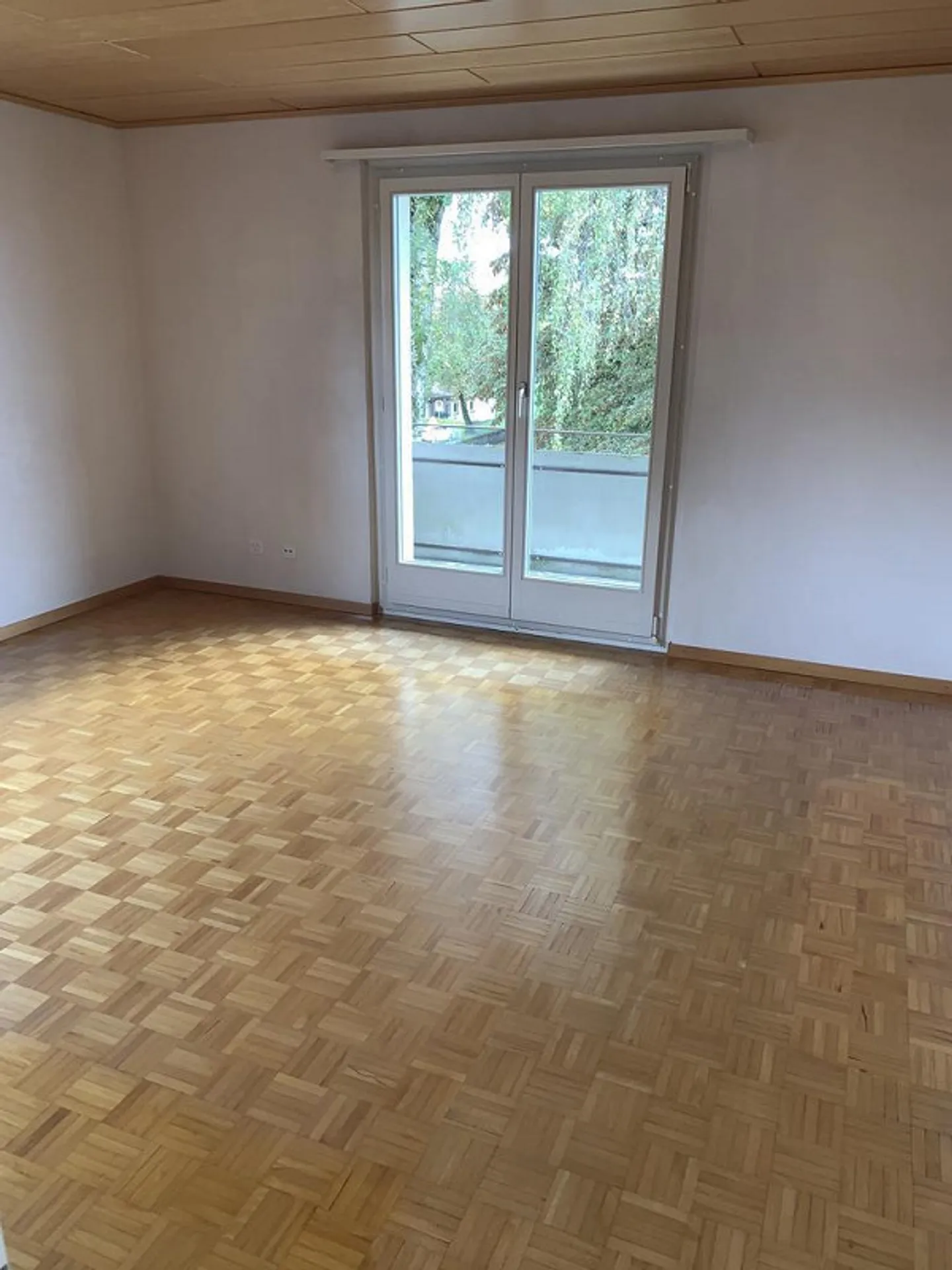 Idyllic 4-room apartment in a quiet location in Wetzikon - Photo 4 of 10