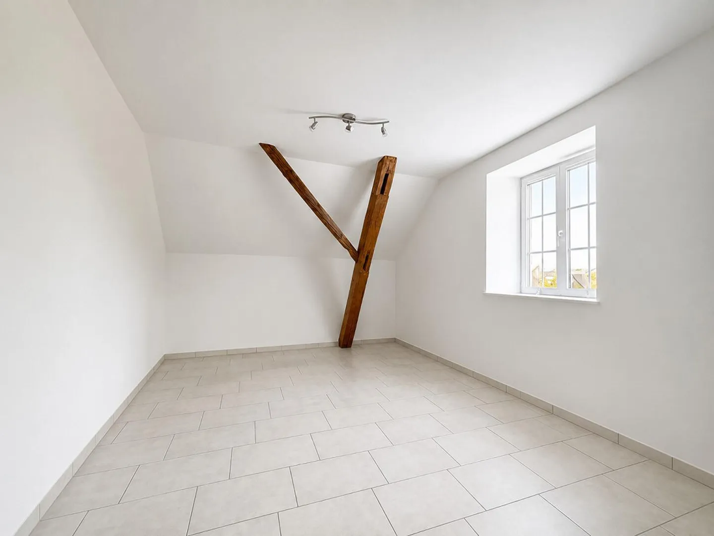 Spacious and rustic in the village - Photo 6 of 6