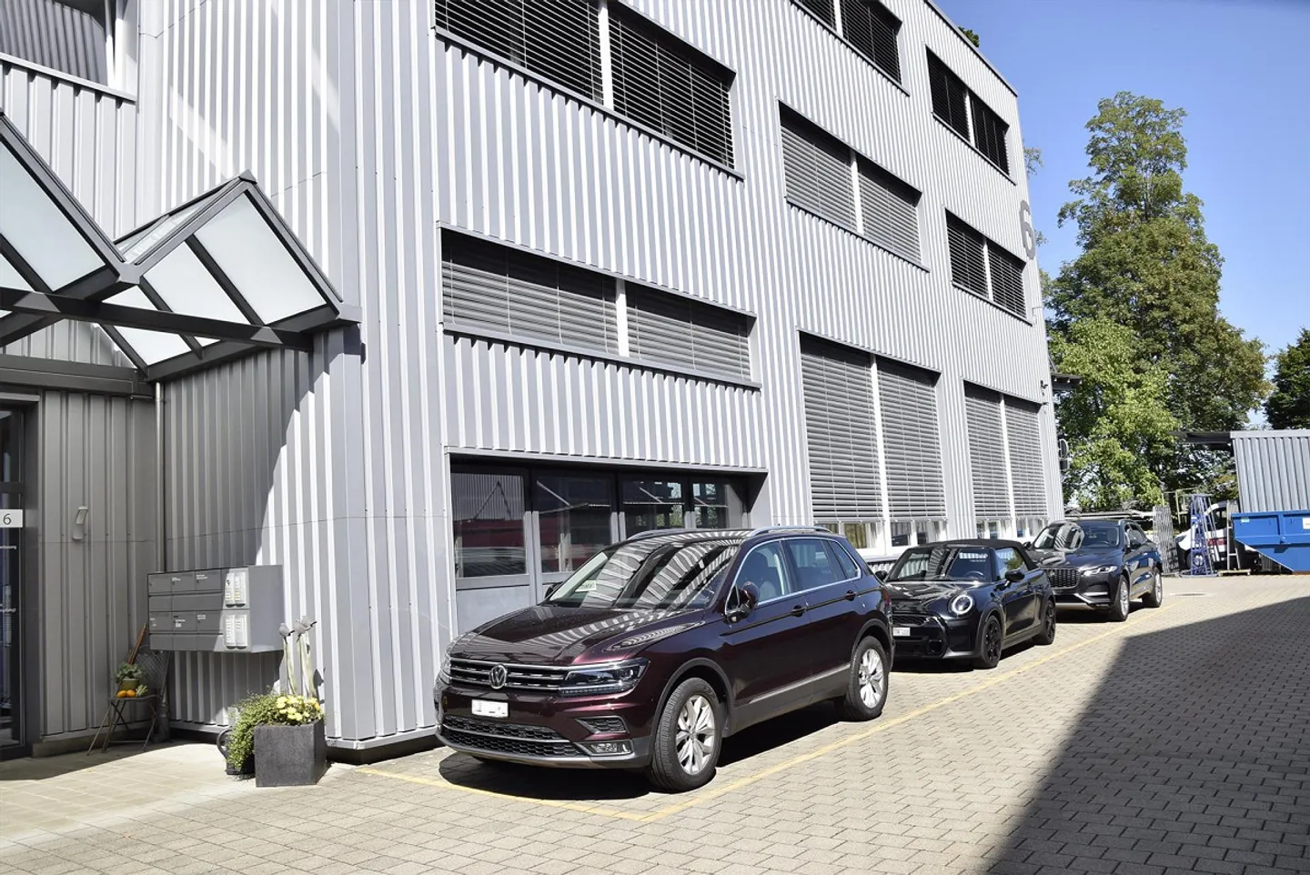 Helle Büro-Räumlichkeit in Küssnacht - Foto 3 von 7