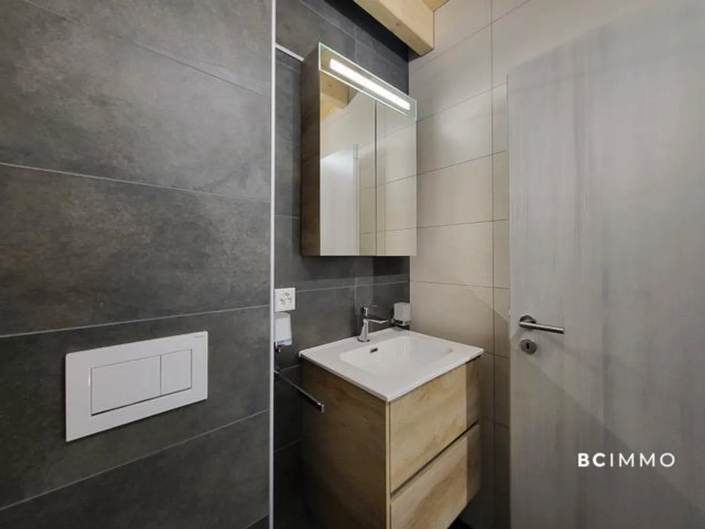 Neues Penthouse-Apartment in der Zen-Residenz - Foto 10 von 17