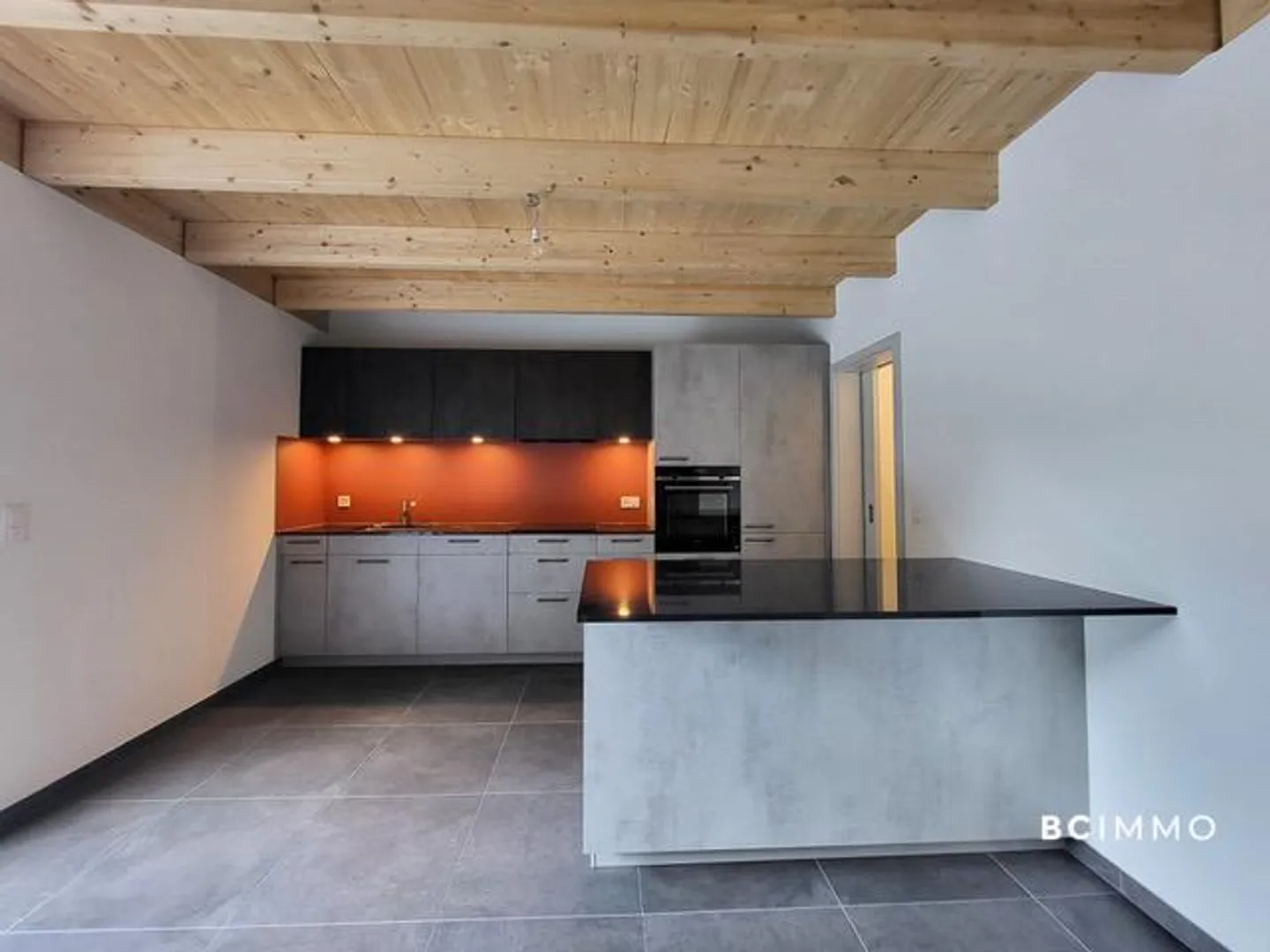 Neues Penthouse-Apartment in der Zen-Residenz - Foto 13 von 17