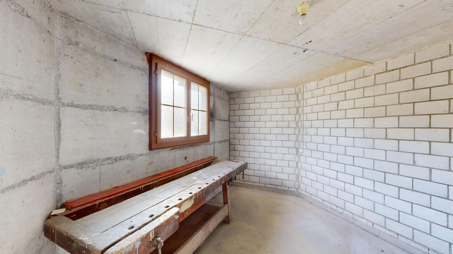 Maison individuelle de 5,5 pièces avec grand jardin et possibilités variées - Photo 28 sur 43