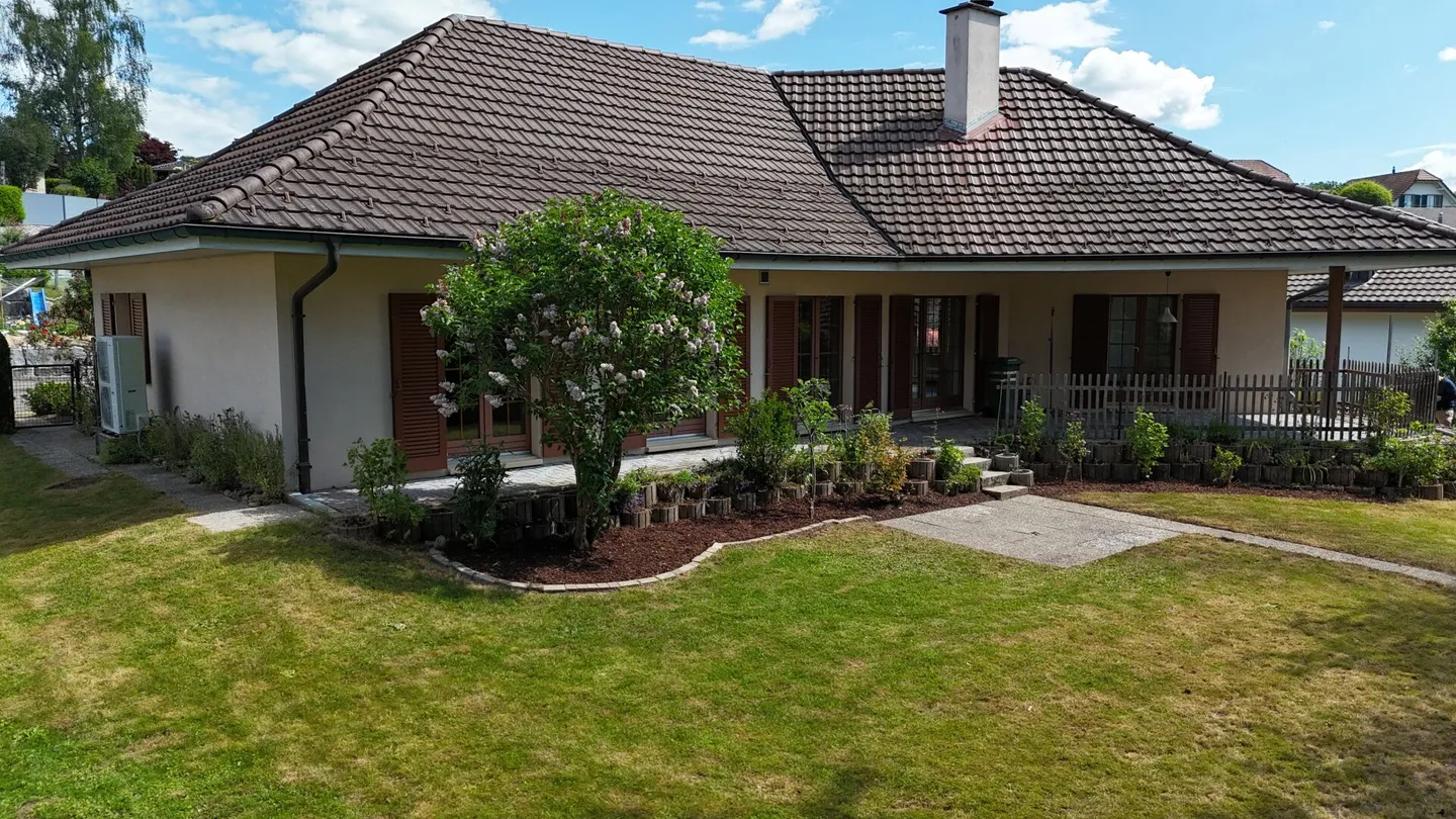Maison individuelle de 5,5 pièces avec grand jardin et possibilités variées - Photo 40 sur 43