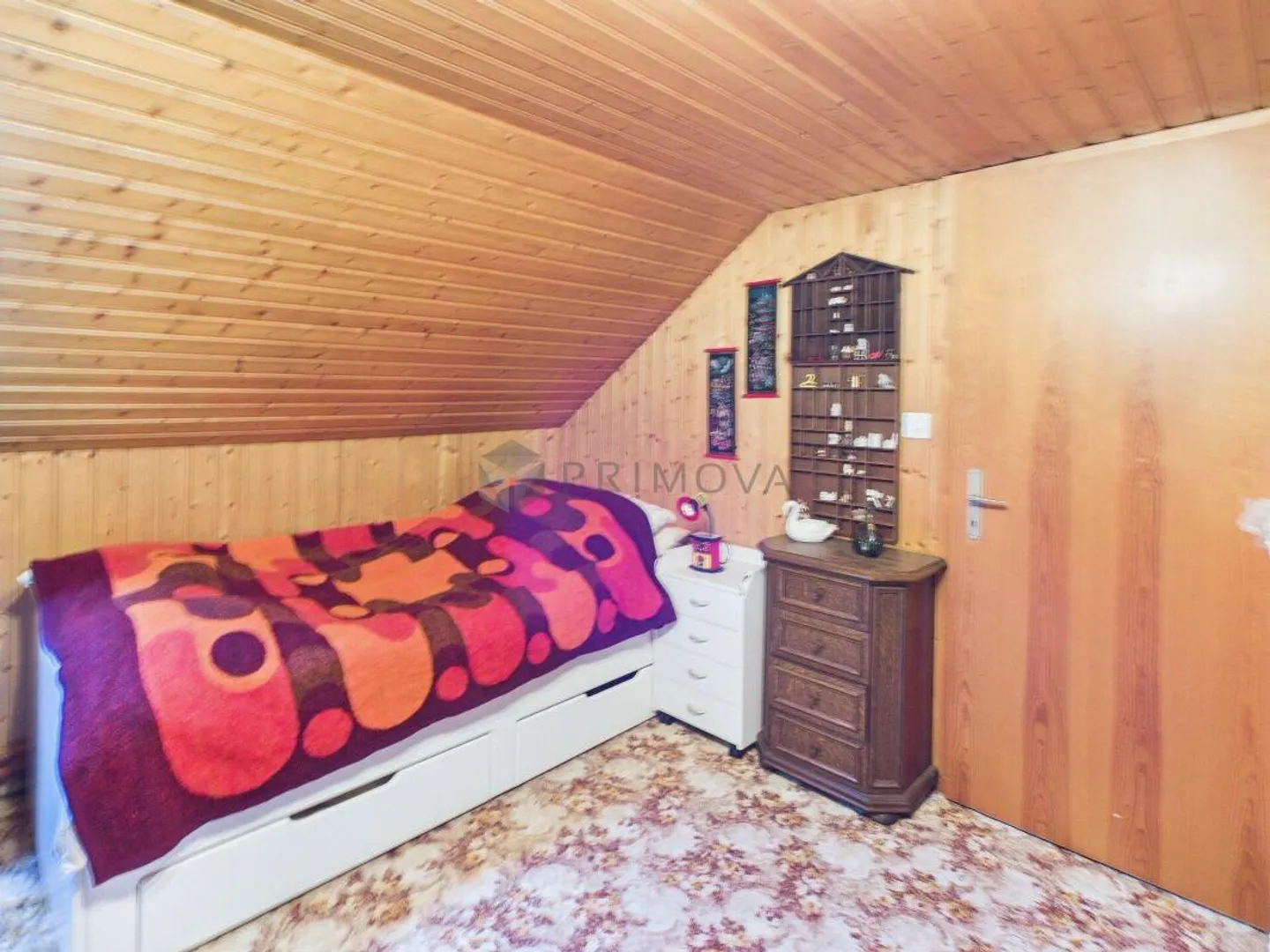 Einfamilienhaus im Herzen der Stadt mit idyllischem Garten - Foto 3 von 8