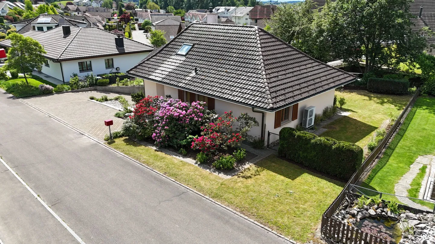 Maison individuelle de 5,5 pièces avec grand jardin et possibilités variées - Photo 38 sur 43