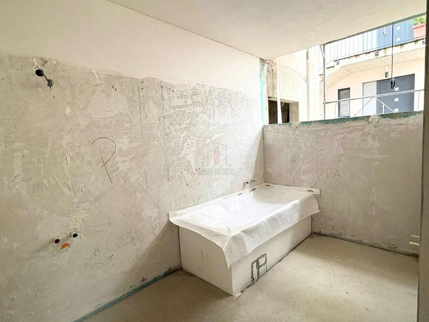 New Apartment with Panoramic Views - Photo 7 of 11