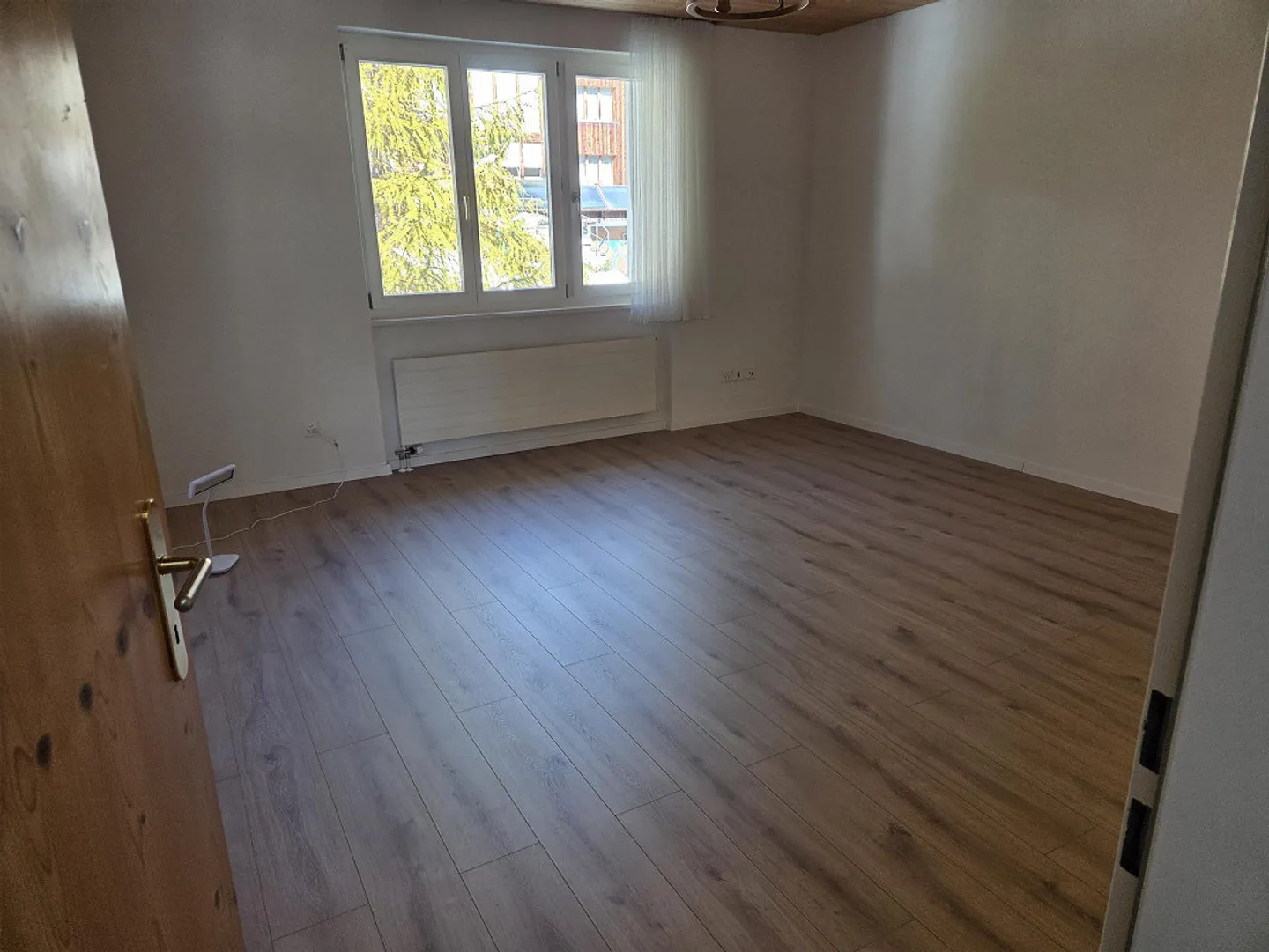 Grande appartement de 5.5 pièces à louer - Photo 8 sur 10
