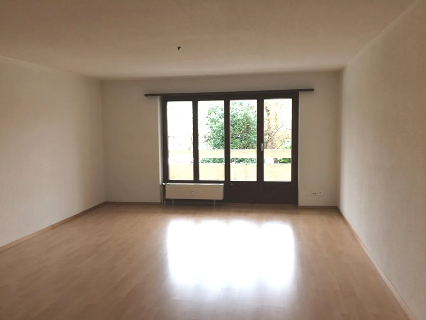 Apartment for rent - Photo 4 of 11