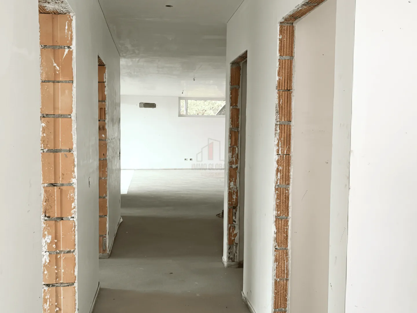 New Apartment with Panoramic Views - Photo 8 of 11