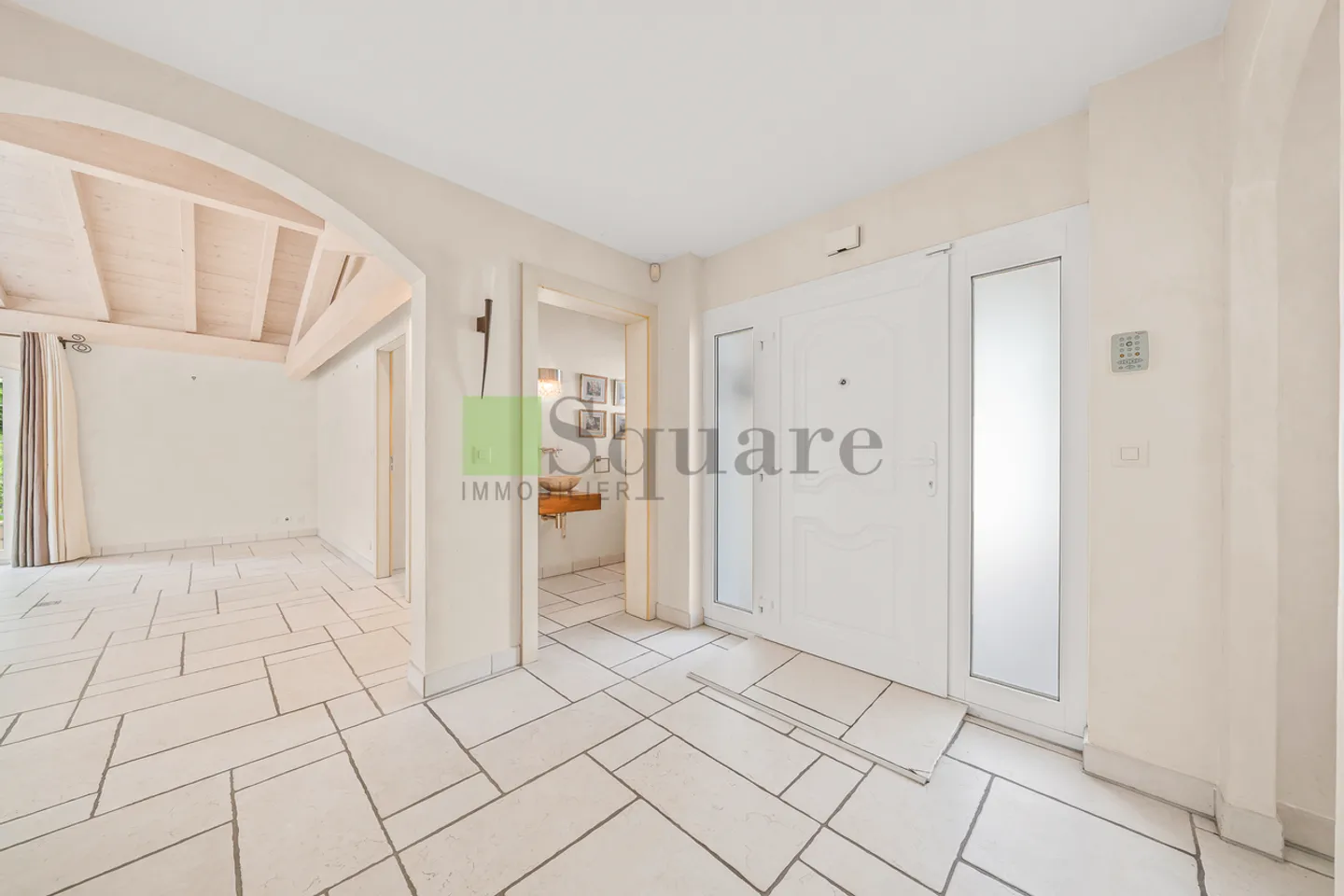 Villa provenzale eccezionale con piscina a Fully - Foto 7 di 21