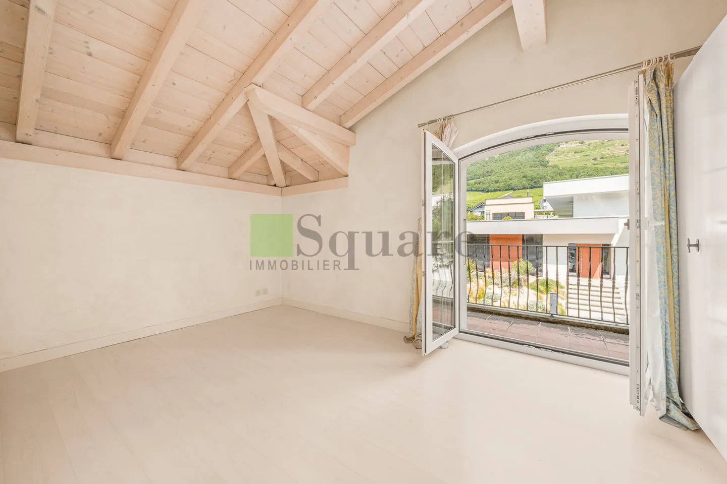 Villa provenzale eccezionale con piscina a Fully - Foto 9 di 21