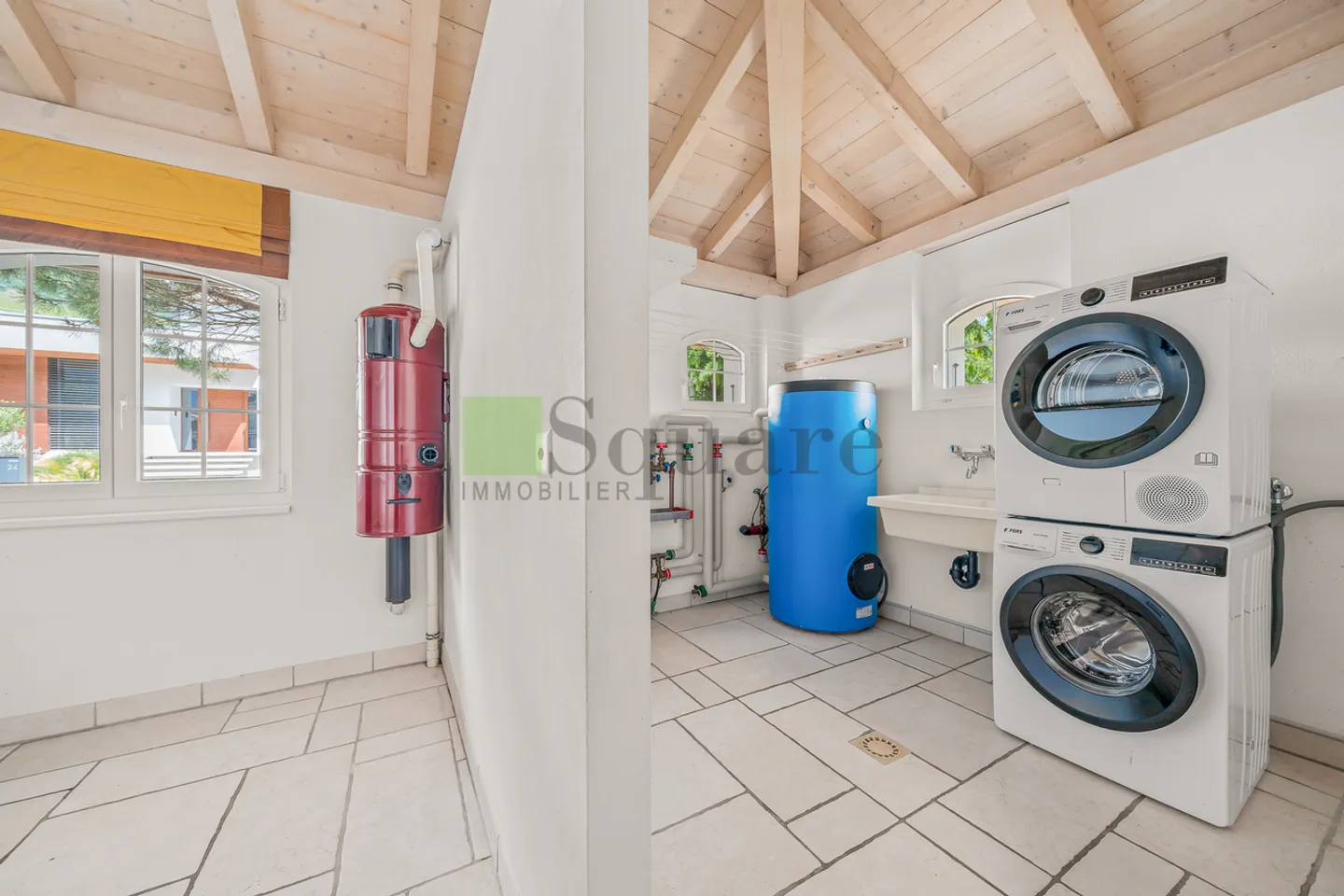 Villa provenzale eccezionale con piscina a Fully - Foto 15 di 21