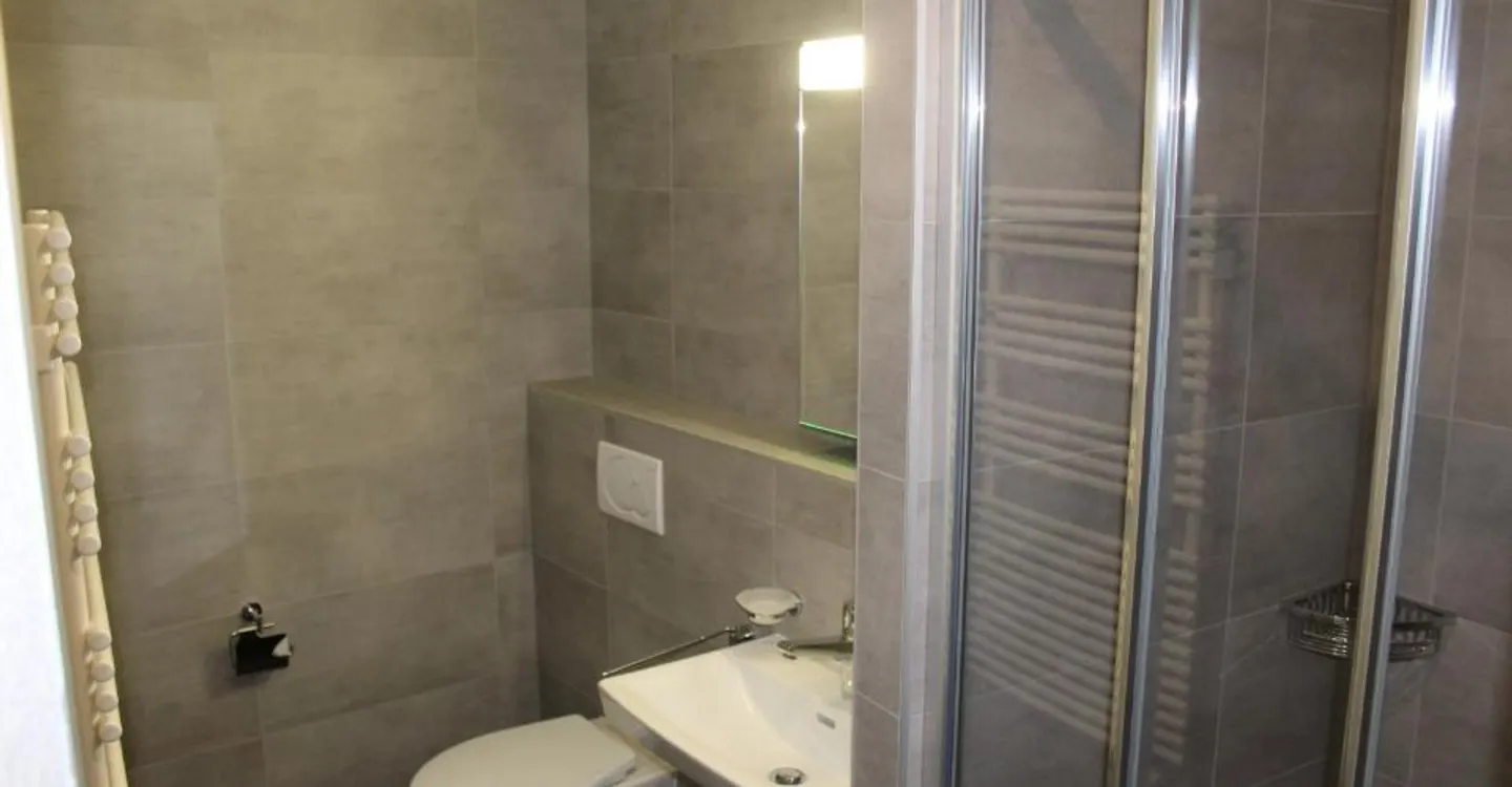 1.5 pièces au centre ville d'Yverdon - Foto 3 von 4