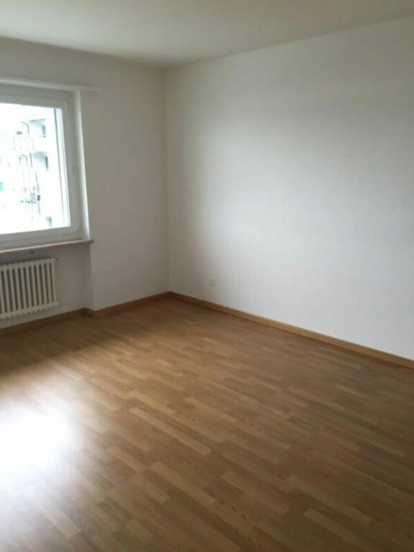 Accogliente appartamento di 3 stanze nel verde con vista lago - Foto 4 di 5