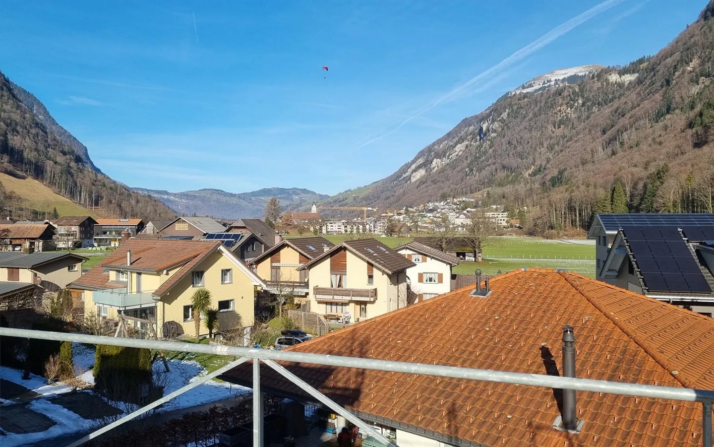 Appartamento mansardato di 3.5 locali con ampia terrazza panoramica - Foto 2 di 4