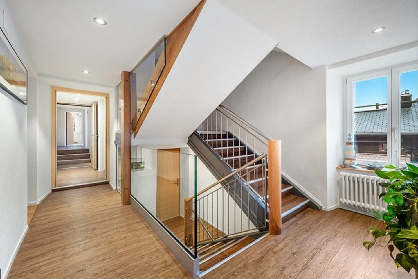 Popular Gastro/Hotel Business in Elm - Photo 4 of 13