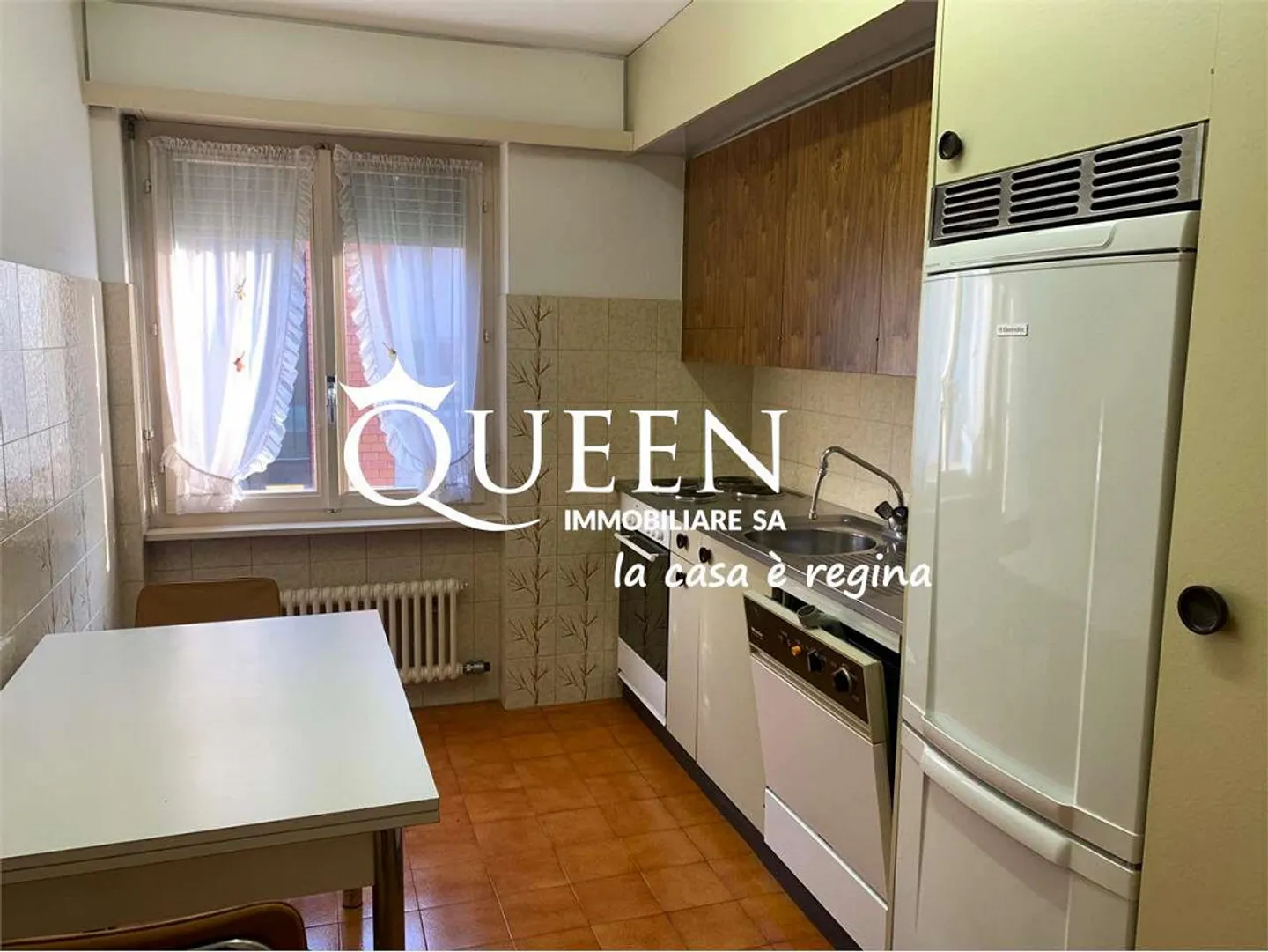 Mendrisio : appartement 2.5 pièces dans une zone centrale - Photo 6 sur 10