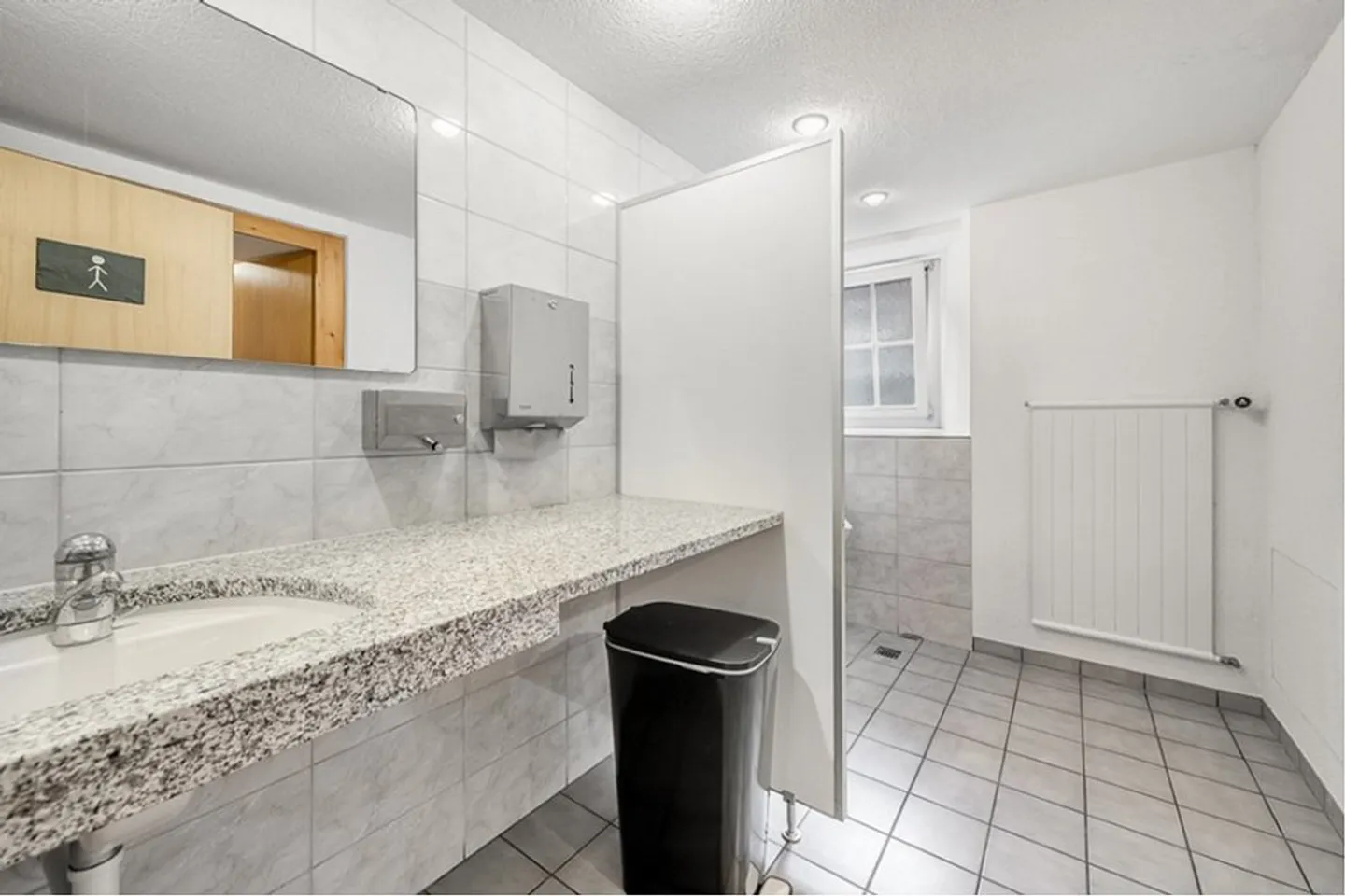 Popular Gastro/Hotel Business in Elm - Photo 11 of 13