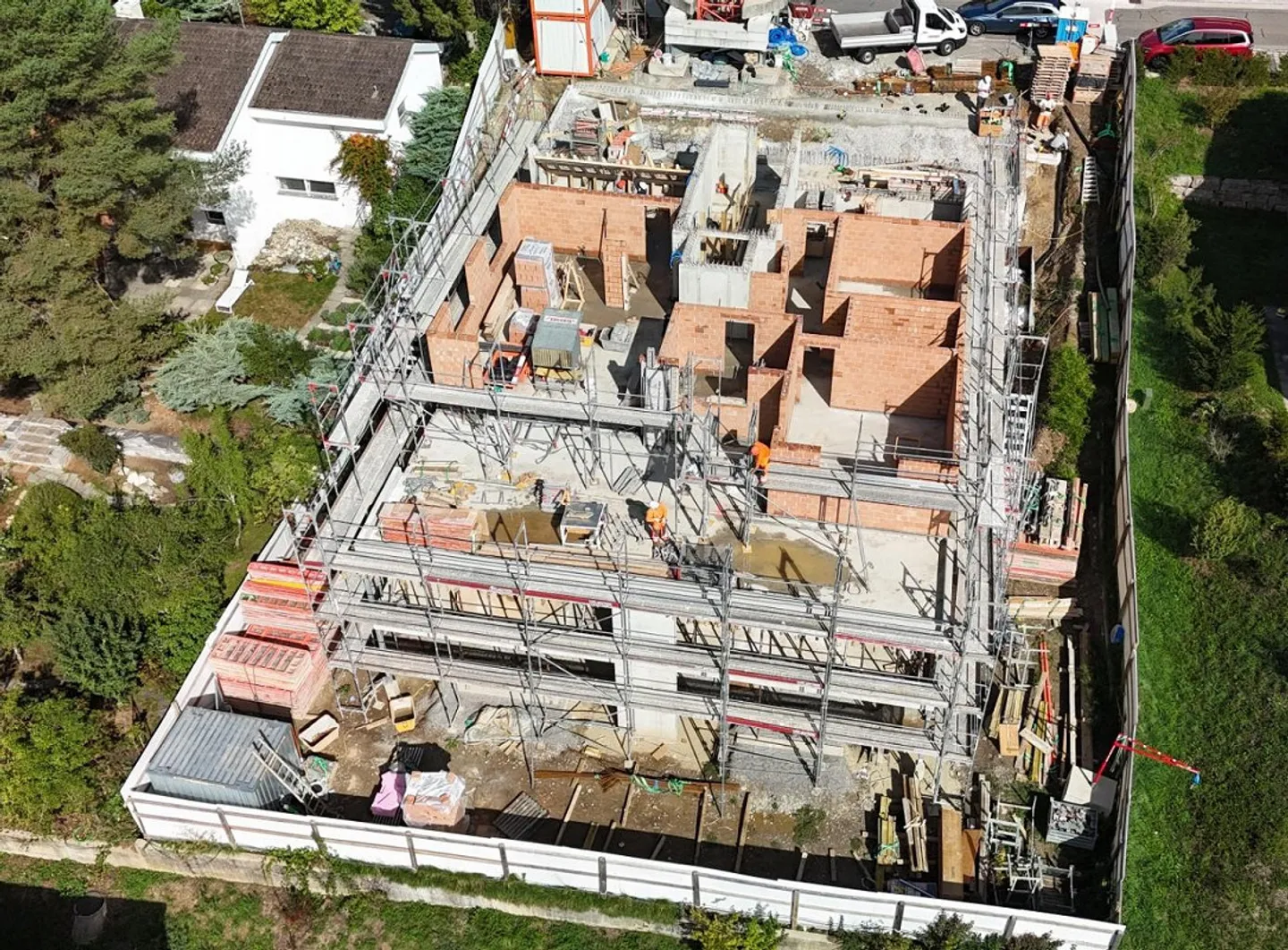 Special 5.5-room terrace apartment with panoramic views and all-day sun - Photo 1 of 4
