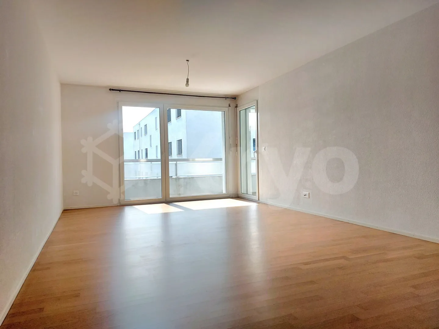 VUARINES 67, 2.5-room apartment in a residential area - Photo 2 of 8