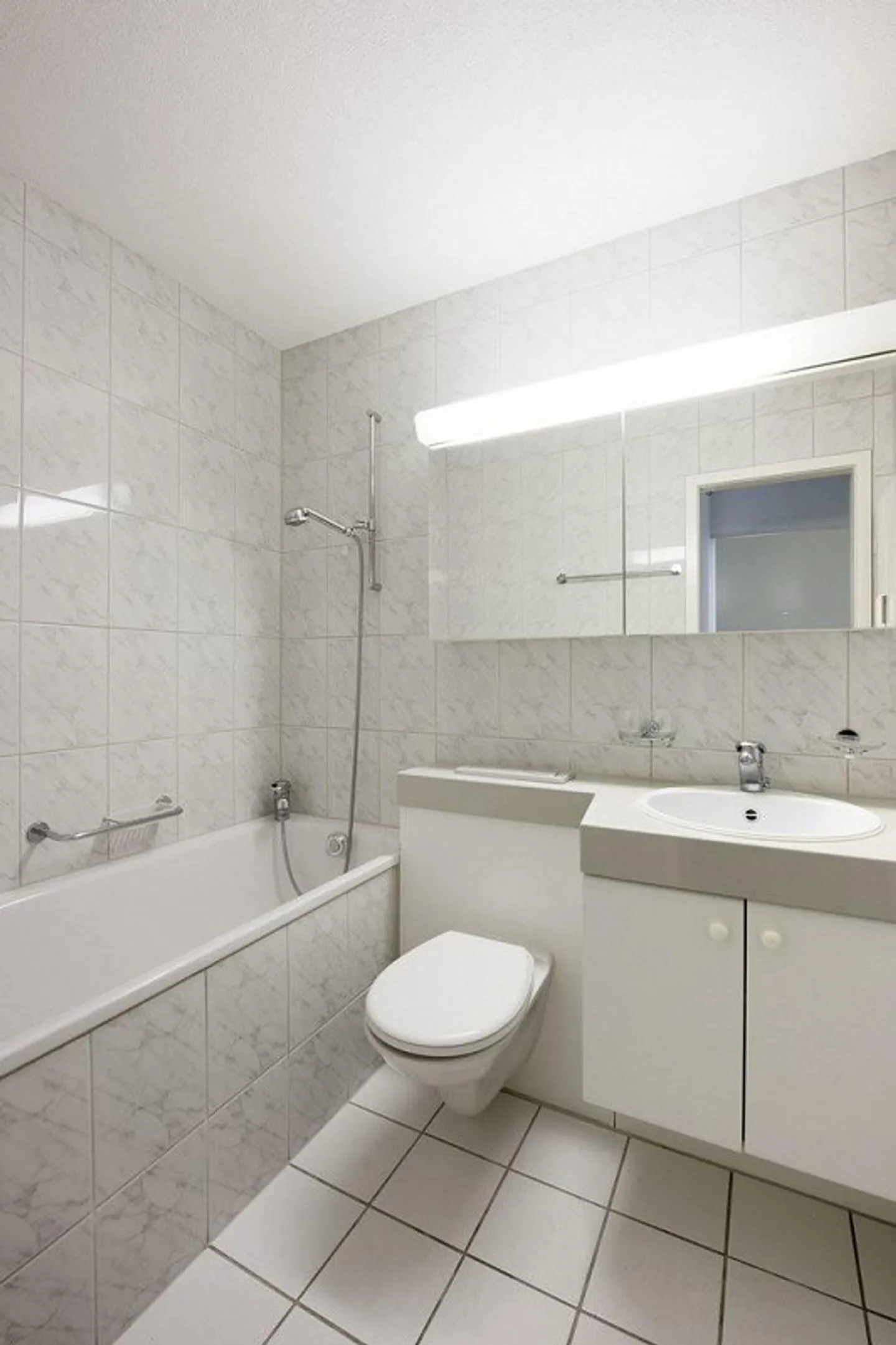 Here ends your apartment search - Photo 5 of 6