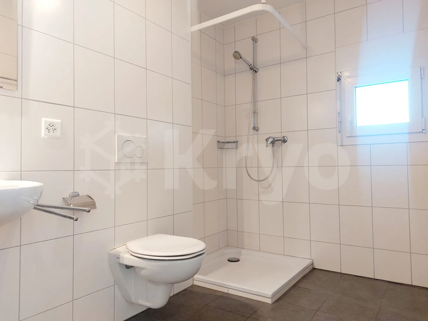 VUARINES 67, 2.5-room apartment in a residential area - Photo 8 of 8