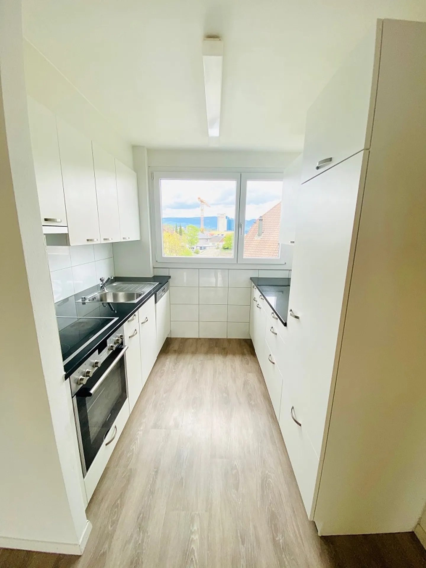 4.5 Room Apartment - Photo 1 of 8