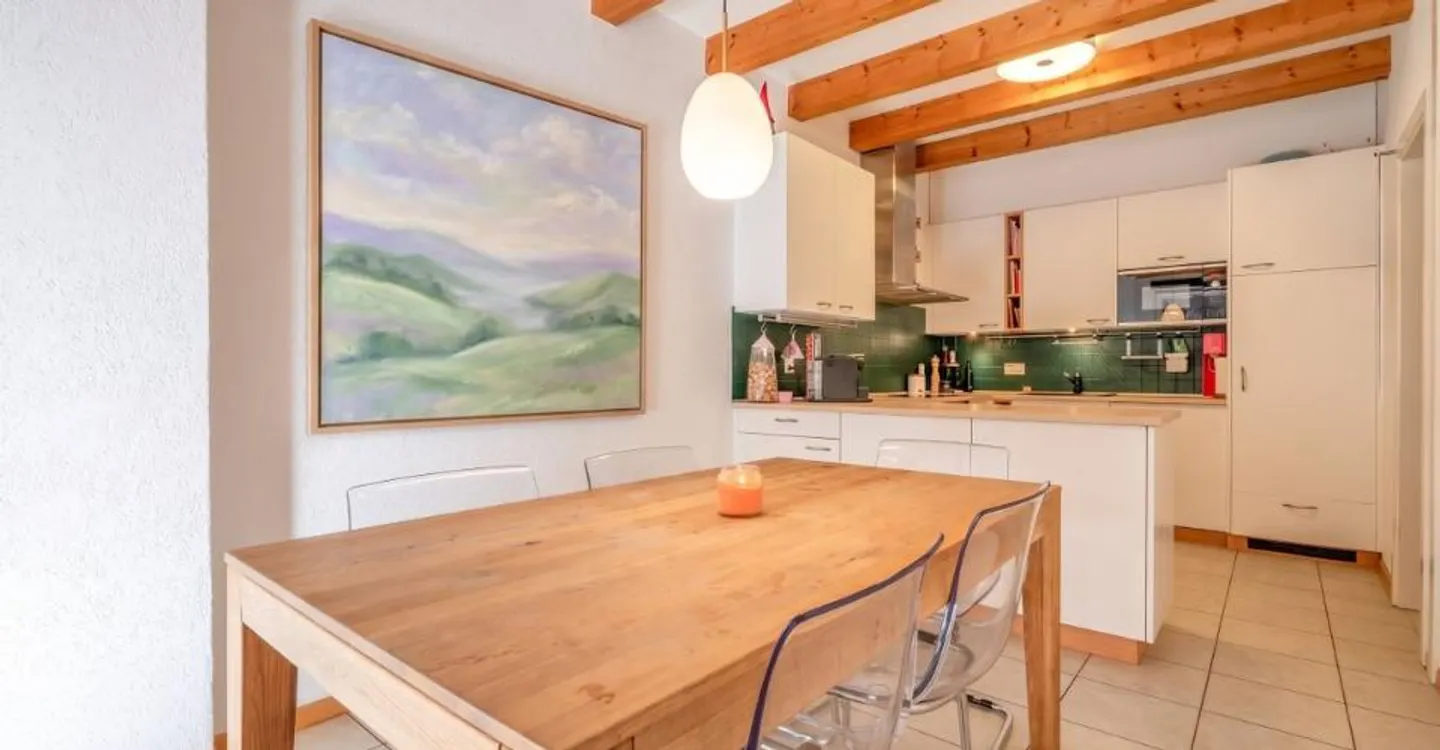 Charmantes Dorfhaus mit 4,5 Zimmern - Foto 3 von 13