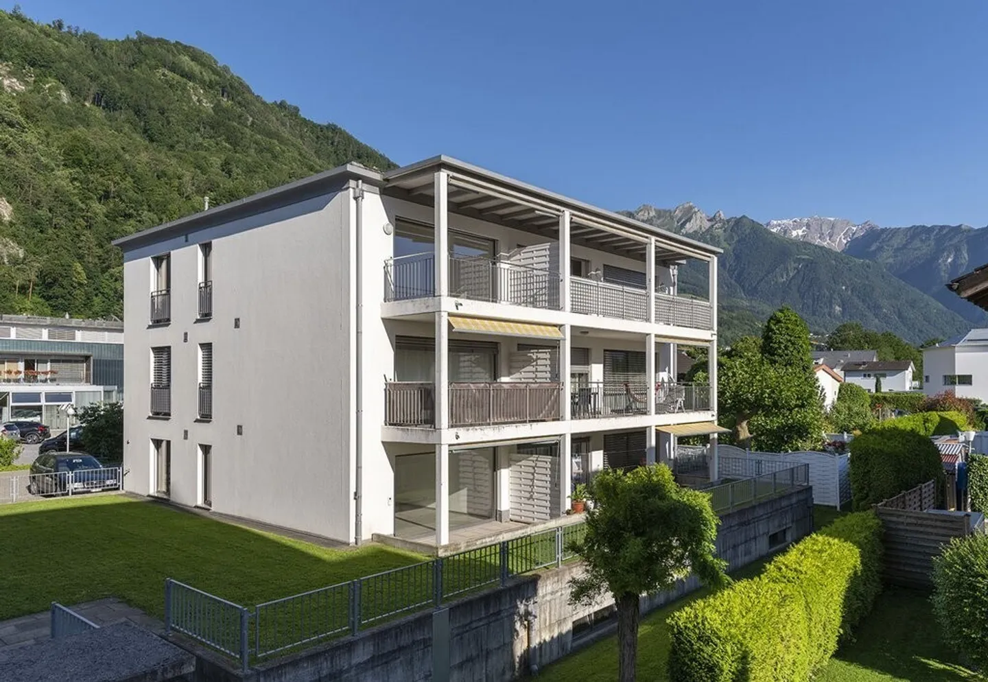 Charmante Wohnung in Vaduz - Foto 2 von 7