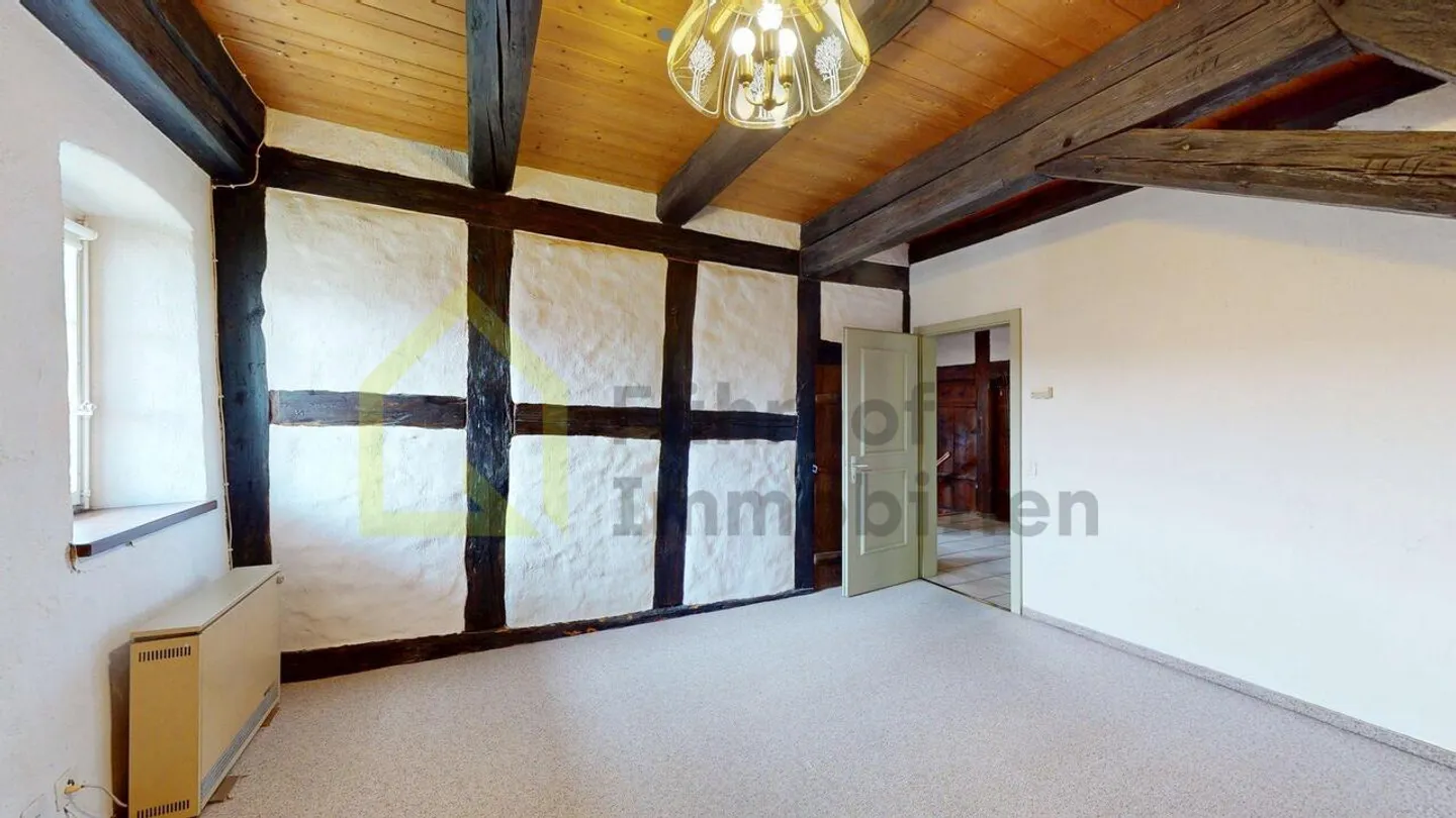 Large Maisonette Apartment with Castle Feeling - Photo 8 of 14