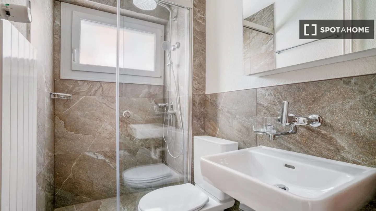 Studio for rent - Photo 8 of 8