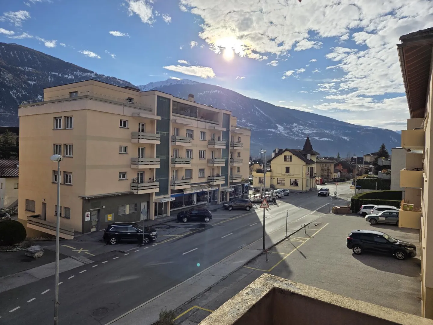 3.5 Room Apartment - Photo 1 of 4