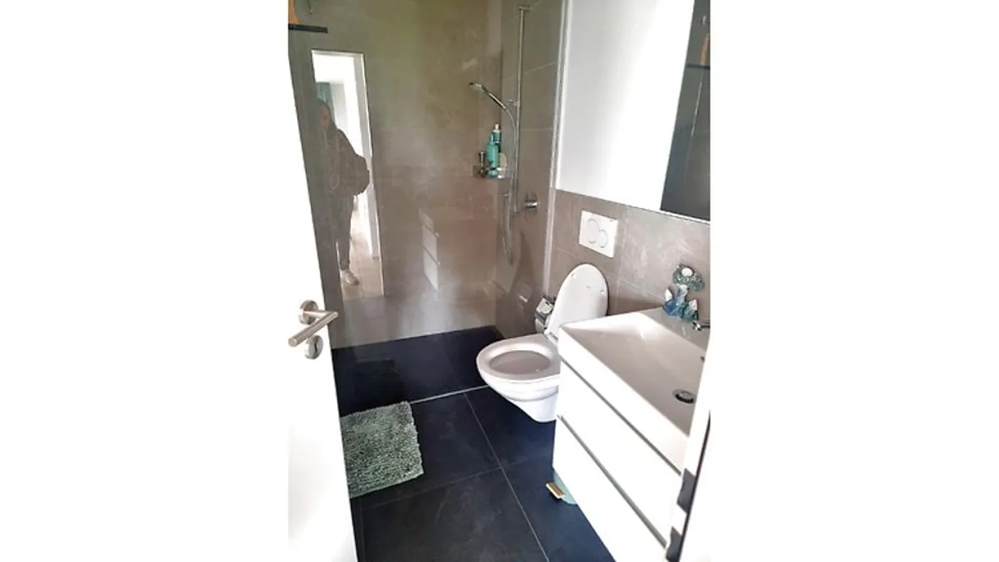 3½ ROOM PENTHOUSE APARTMENT IN WEINFELDEN (TG), FURNISHED, TEMPORARY - Photo 7 of 10