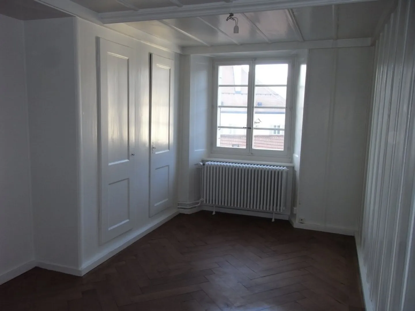 SPACIOUS 3.5 ROOM APARTMENT WITH 95M2 - Photo 6 of 8