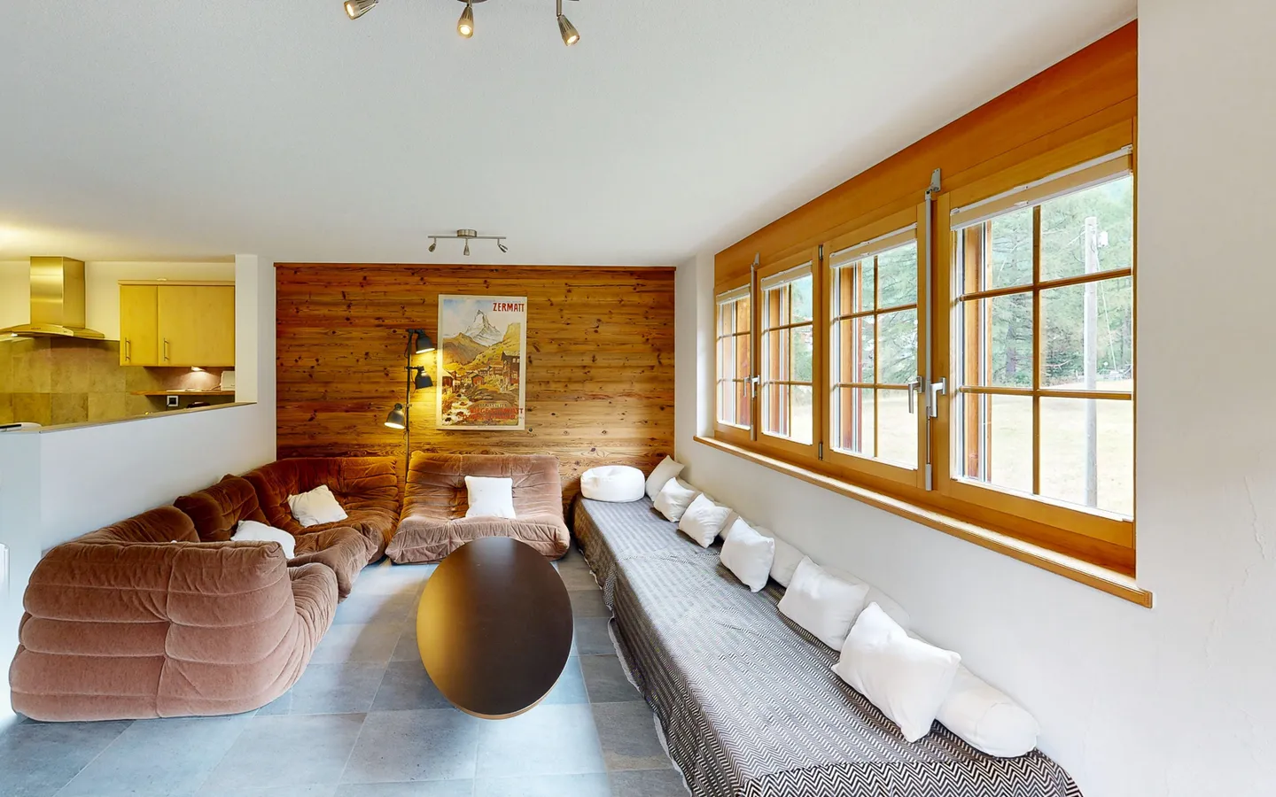 Ski-in et Ski-out / Appartement de 4,5 pièces dans un quartier résidentiel calme - Photo 4 sur 11