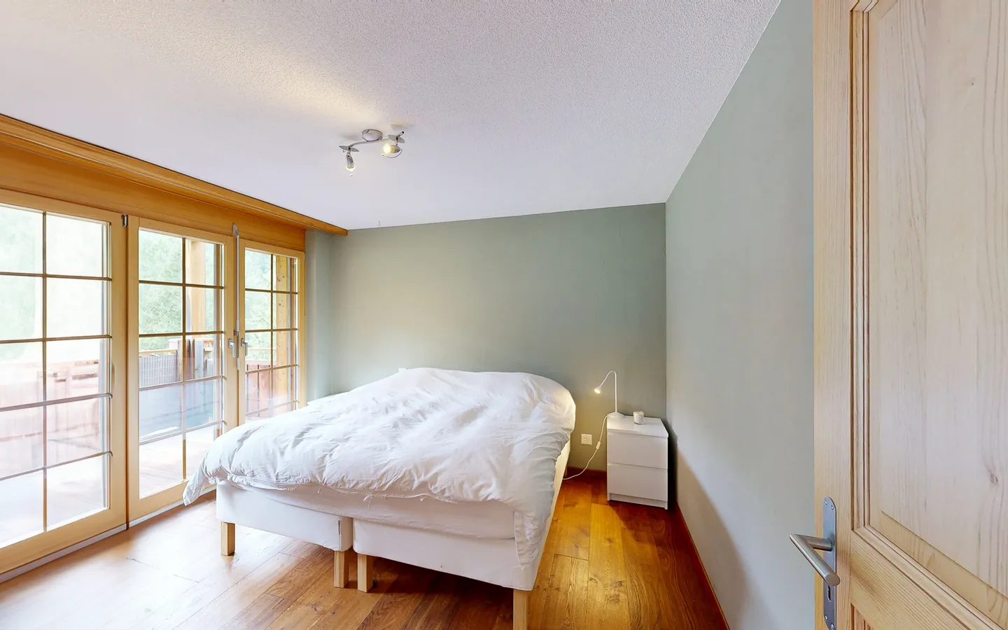 Ski-in et Ski-out / Appartement de 4,5 pièces dans un quartier résidentiel calme - Photo 7 sur 11