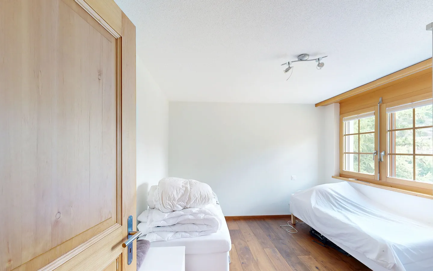 Ski-in et Ski-out / Appartement de 4,5 pièces dans un quartier résidentiel calme - Photo 9 sur 11