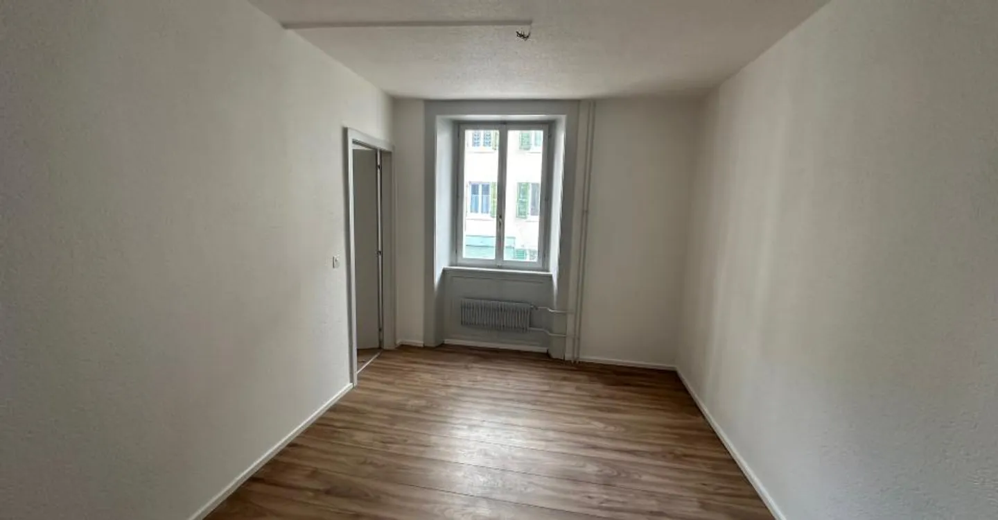 Charmant appartement 2 pièces - Photo 2 sur 5