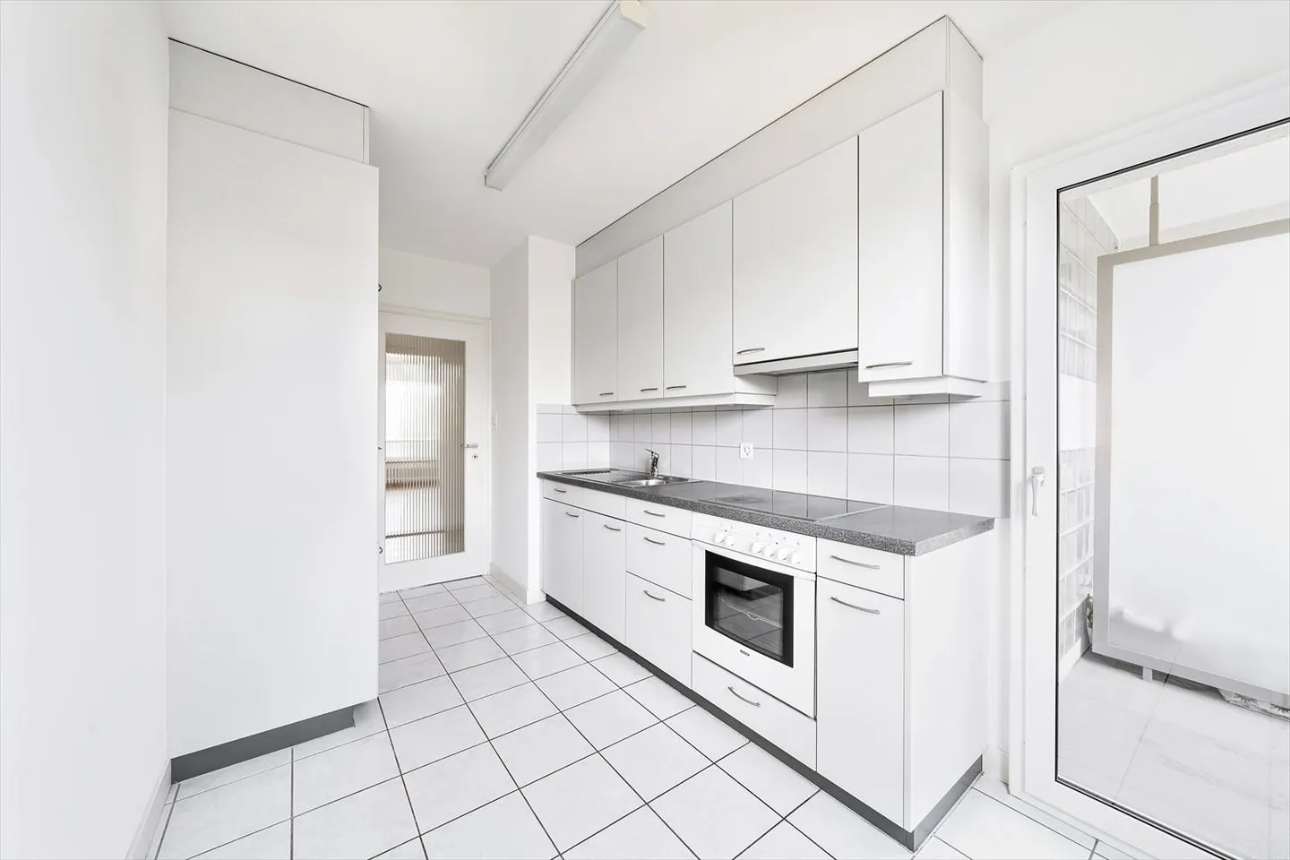 3-room apartment near Neuweilerplatz - Photo 4 of 8