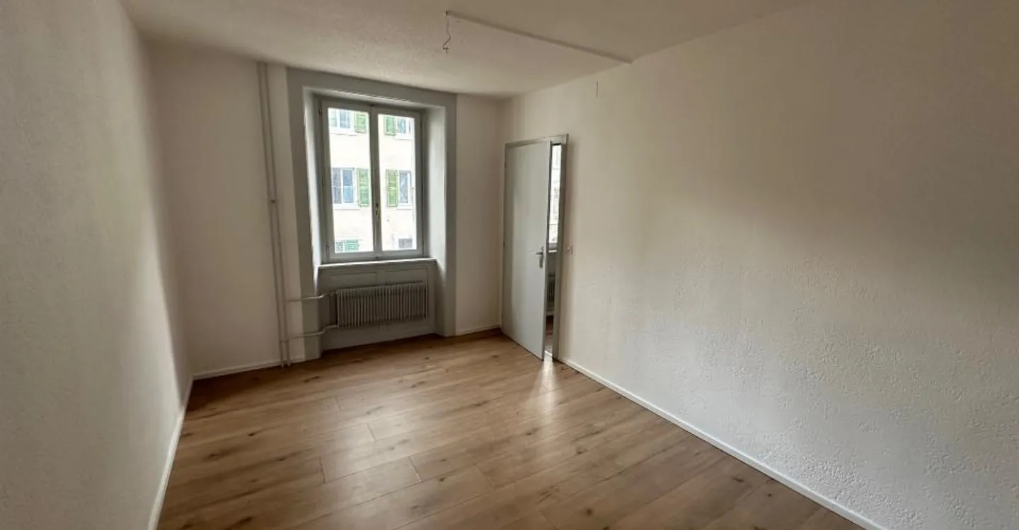 Charmant appartement 2 pièces - Photo 3 sur 5