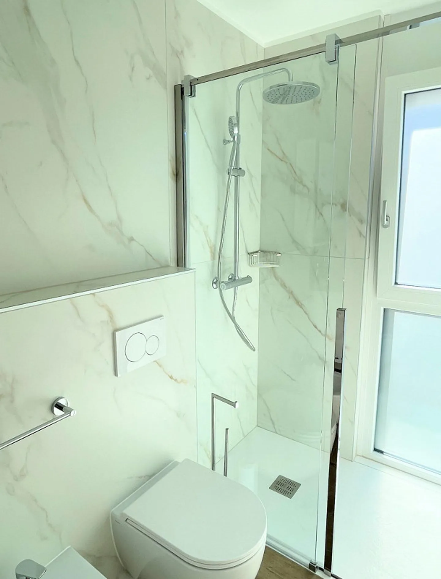 Nouvel appartement dans un quartier confortable et calme, à deux pas du centre - Photo 11 sur 15